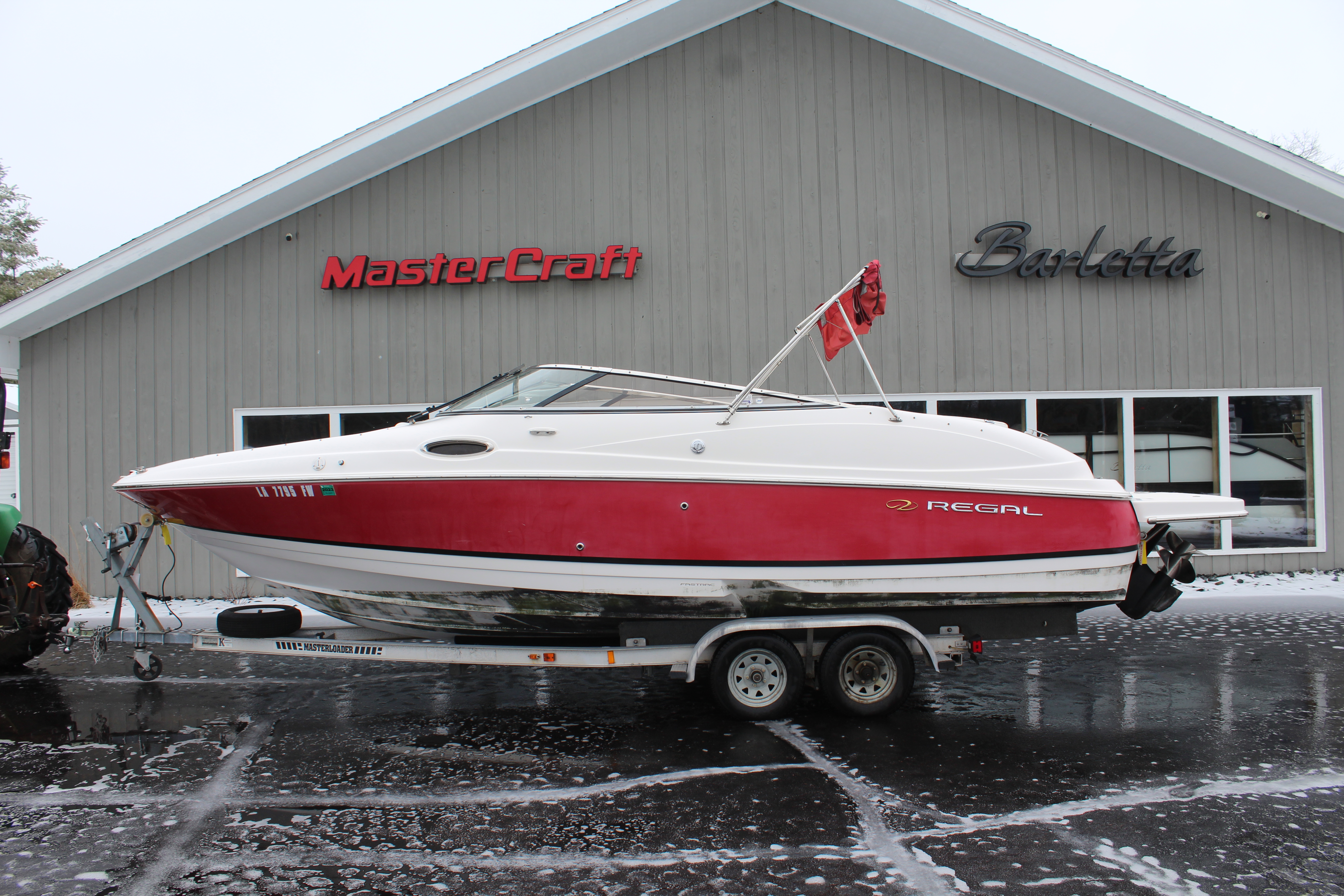 2007 Regal 2400 Bowrider