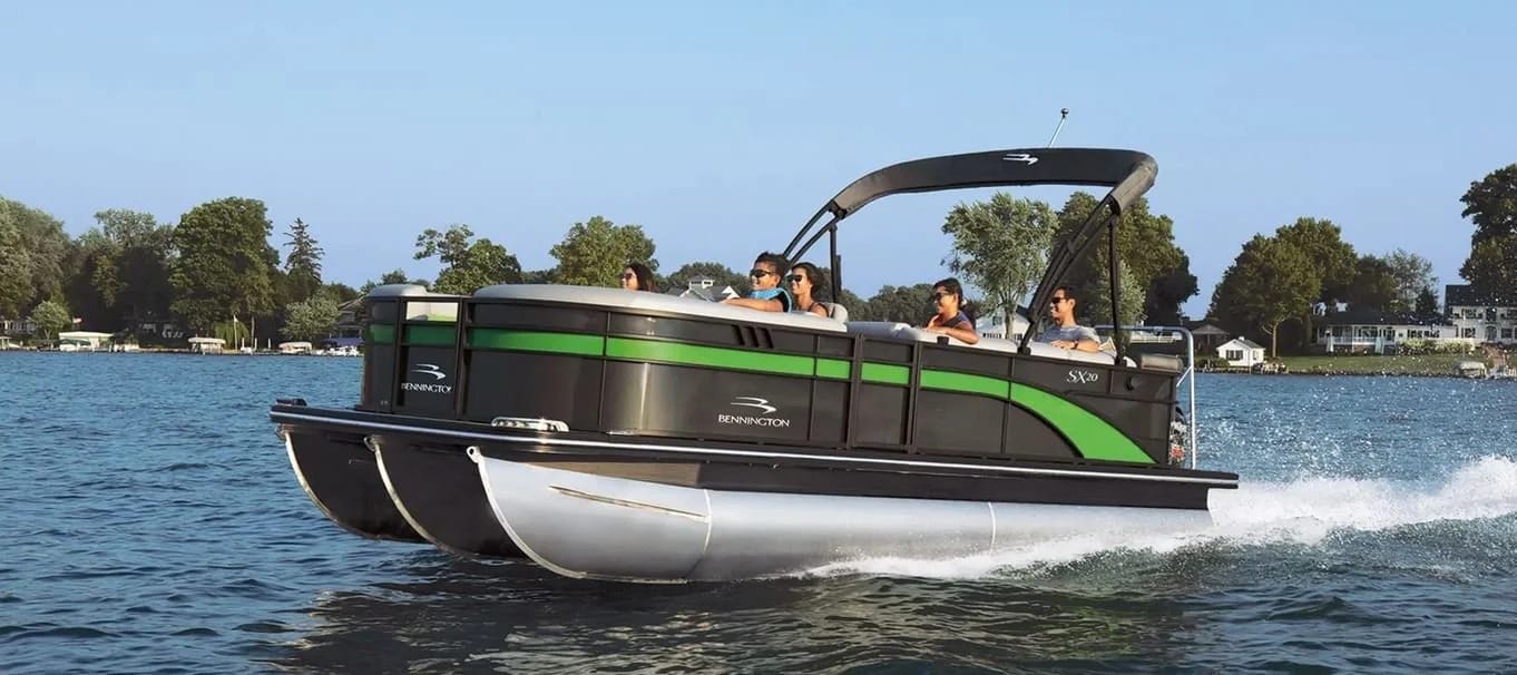 New Bennington SX Line Luxury Quad Bench Pontoon Boats For Sale

