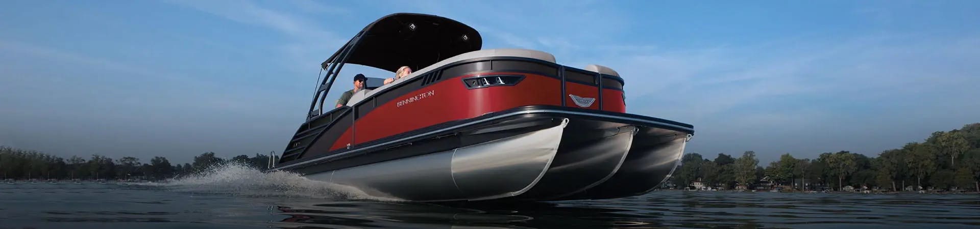 New Bennington LX Sport Luxury Swingback Tritoon Boats For Sale 