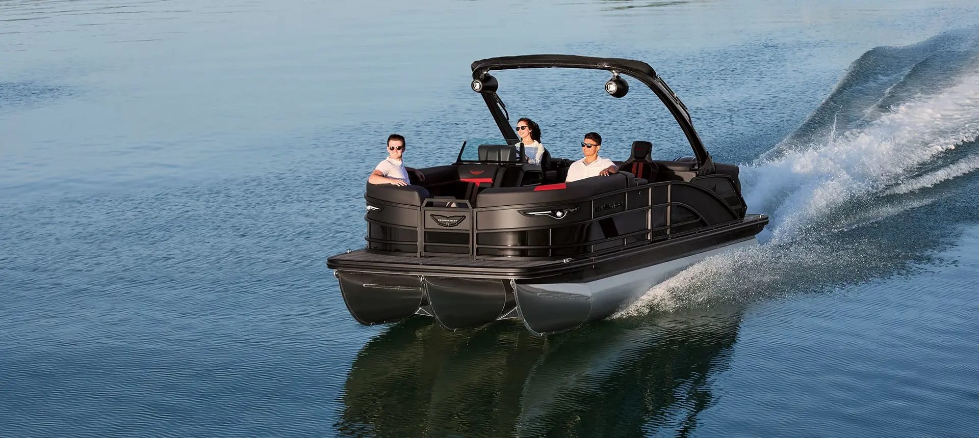 New Bennington M Line Luxury Swingback Tritoon Boats For Sale